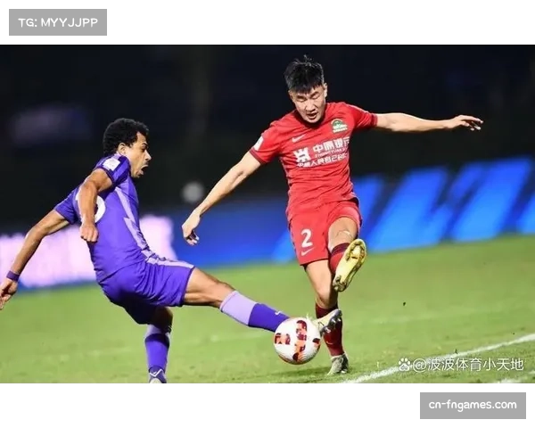 上海双雄争冠白热化德比战前心理博弈升级引发球迷热议 上海双雄争冠白热化德比战前心理博弈升级引发球迷热议